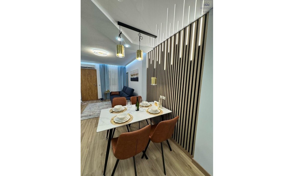 Segunda mano - Bungalow -
Torrevieja - Centro