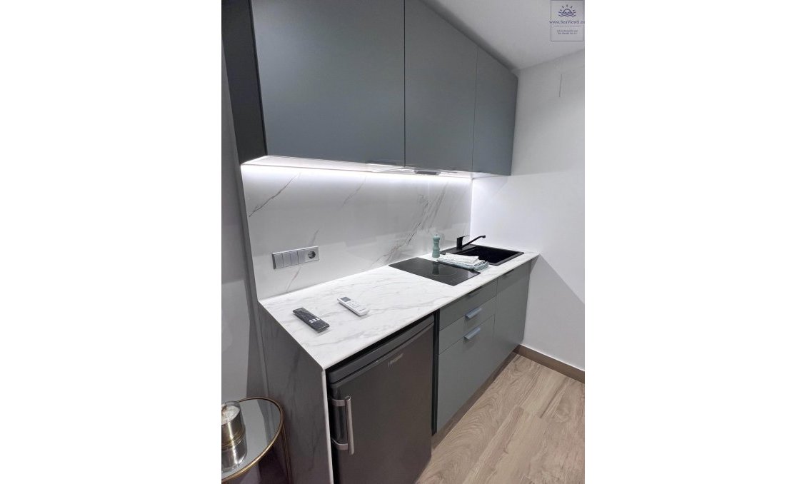 Segunda mano - Bungalow -
Torrevieja - Centro