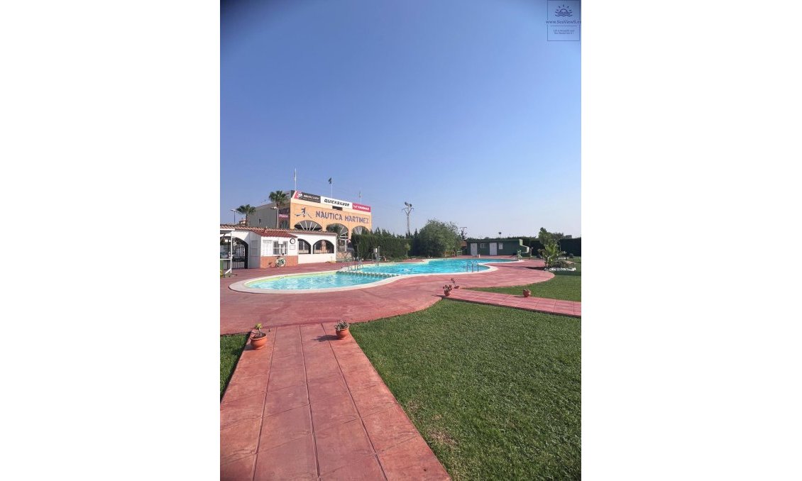 Segunda mano - Bungalow -
Torrevieja - Centro