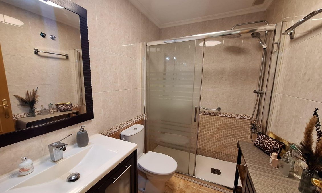Resale - Penthouse -
Torrevieja - Centro