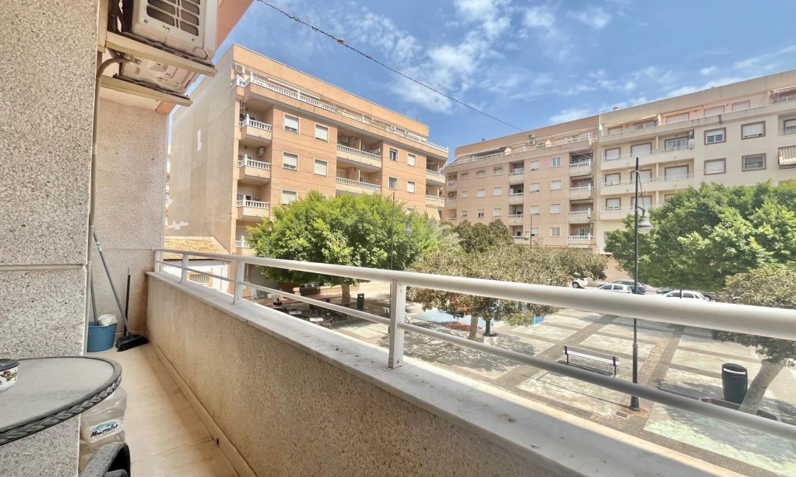 Segunda mano - Apartamento -
Torrevieja - PARQUE DE LAS NACIONES