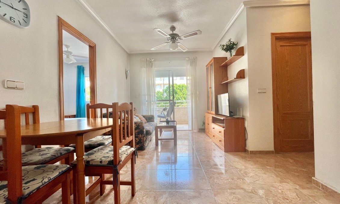 Segunda mano - Apartamento -
Torrevieja - PARQUE DE LAS NACIONES