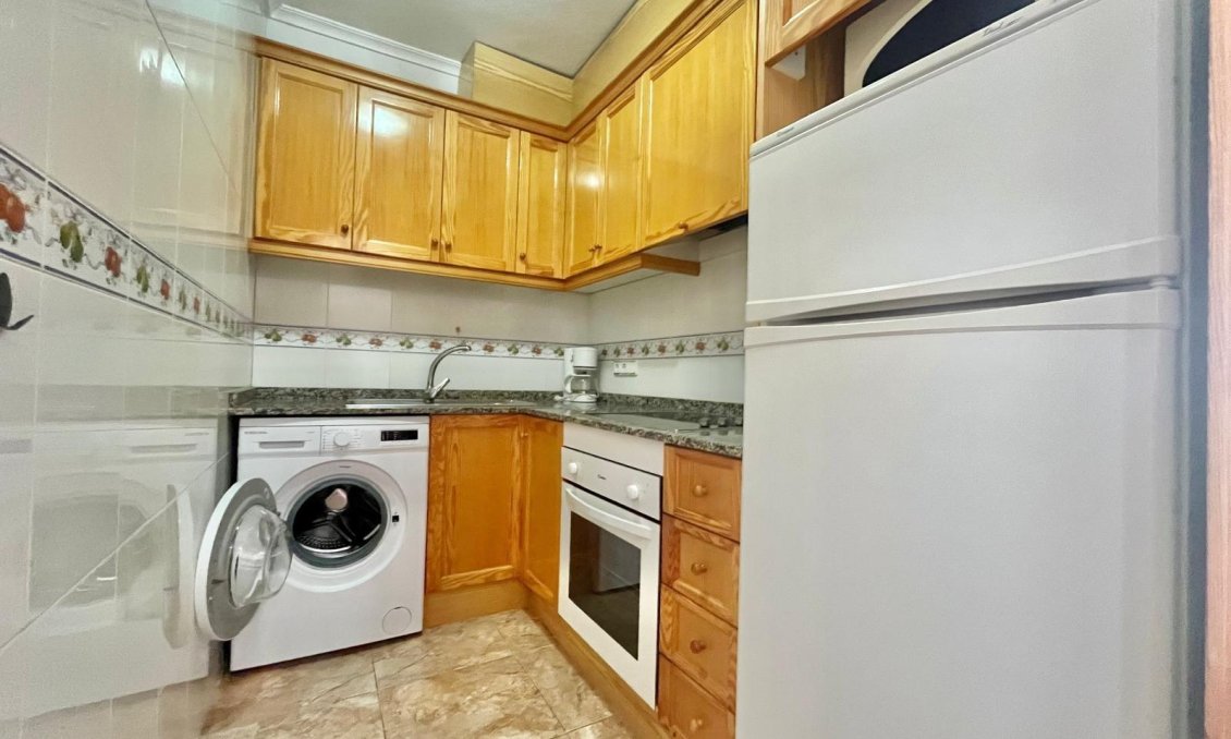 Segunda mano - Apartamento -
Torrevieja - PARQUE DE LAS NACIONES