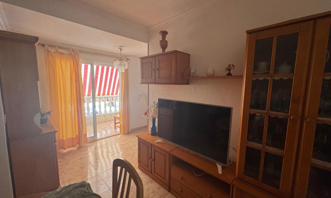 Segunda mano - Apartamento -
Torrevieja - Habaneras