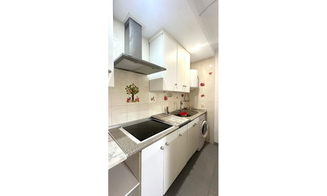Segunda mano - Apartamento -
Torrevieja - Acequion