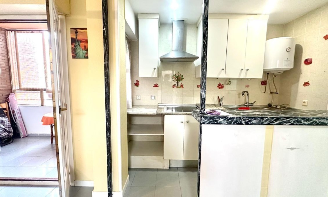 Segunda mano - Apartamento -
Torrevieja - Acequion