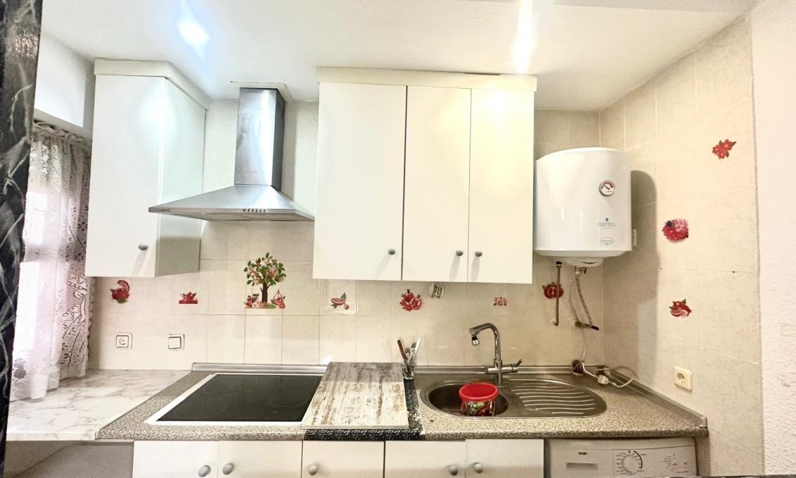 Segunda mano - Apartamento -
Torrevieja - Acequion
