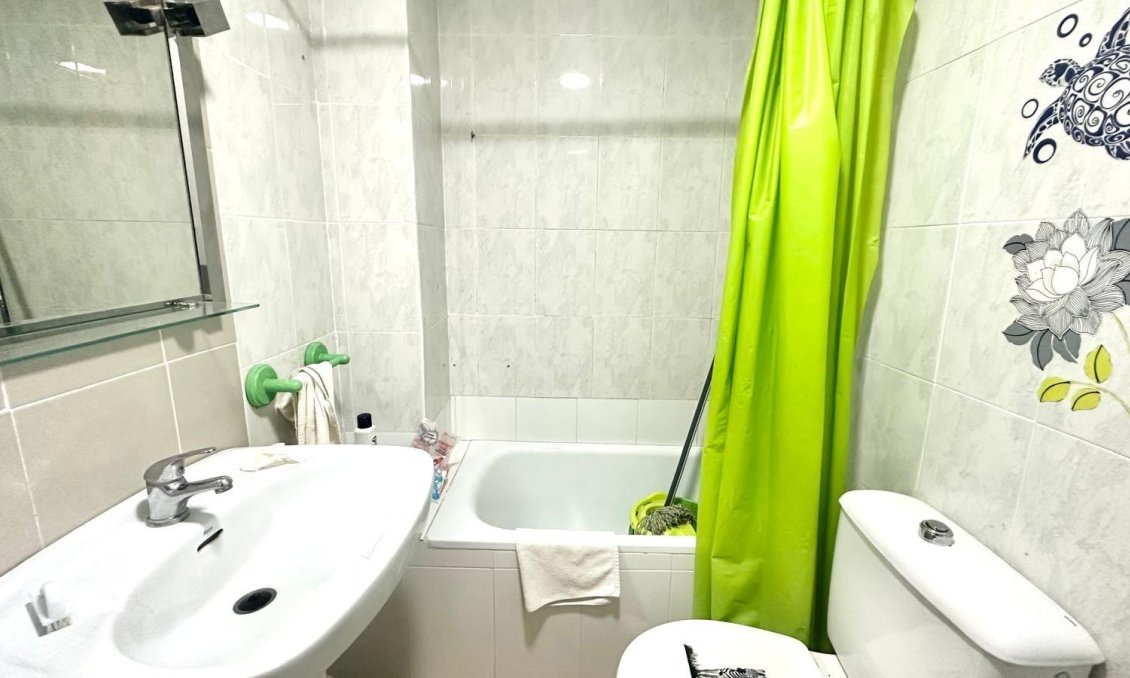 Segunda mano - Apartamento -
Torrevieja - Acequion