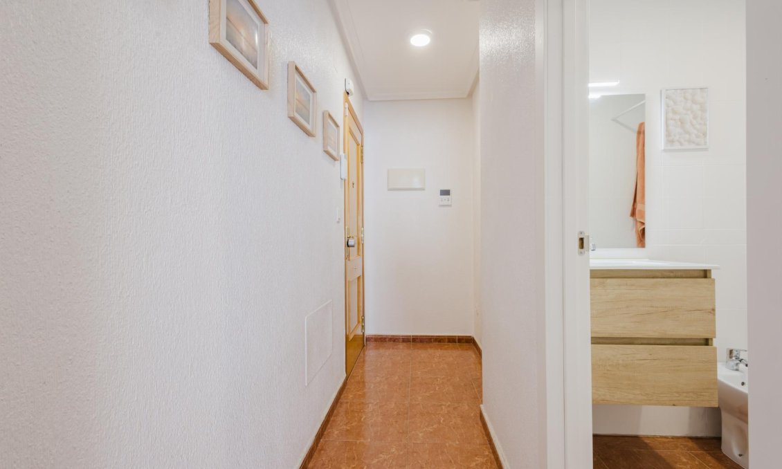 Segunda mano - Apartamento -
Torrevieja - Costa Blanca
