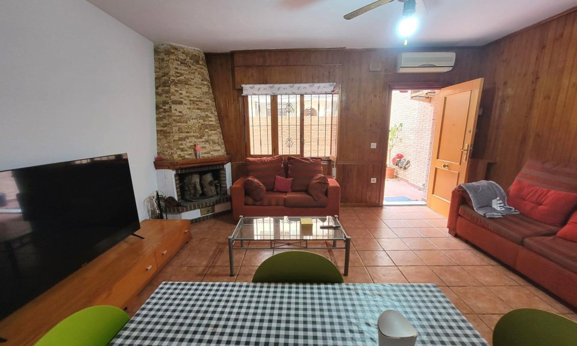 Segunda mano - Bungalow -
Torrevieja - Playa de los Locos