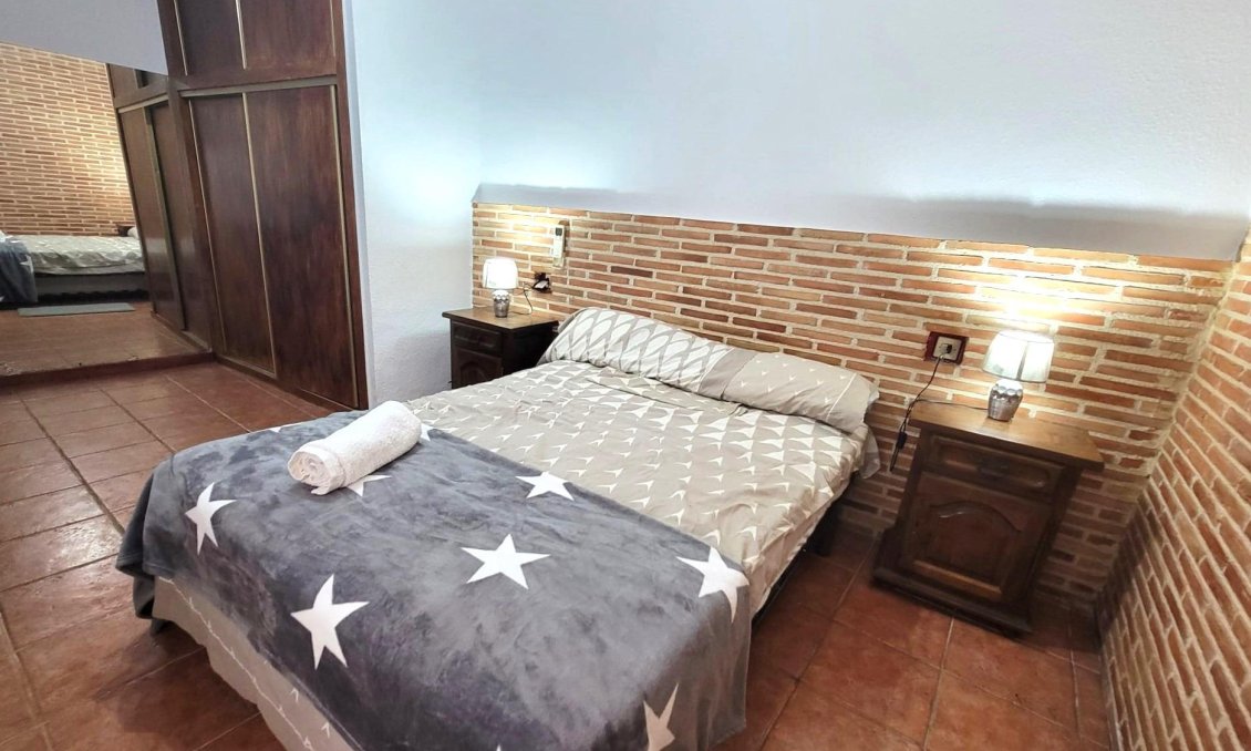 Segunda mano - Bungalow -
Torrevieja - Playa de los Locos