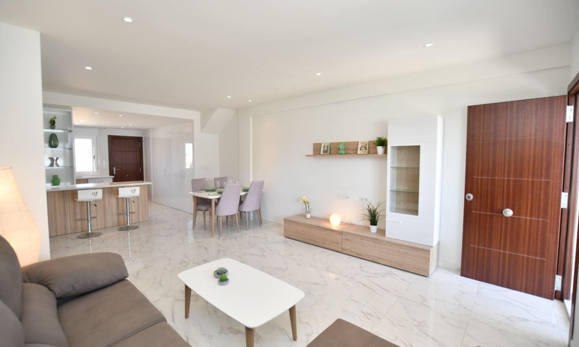 Obra nueva - Bungalow -
San Miguel de Salinas - La Cañada