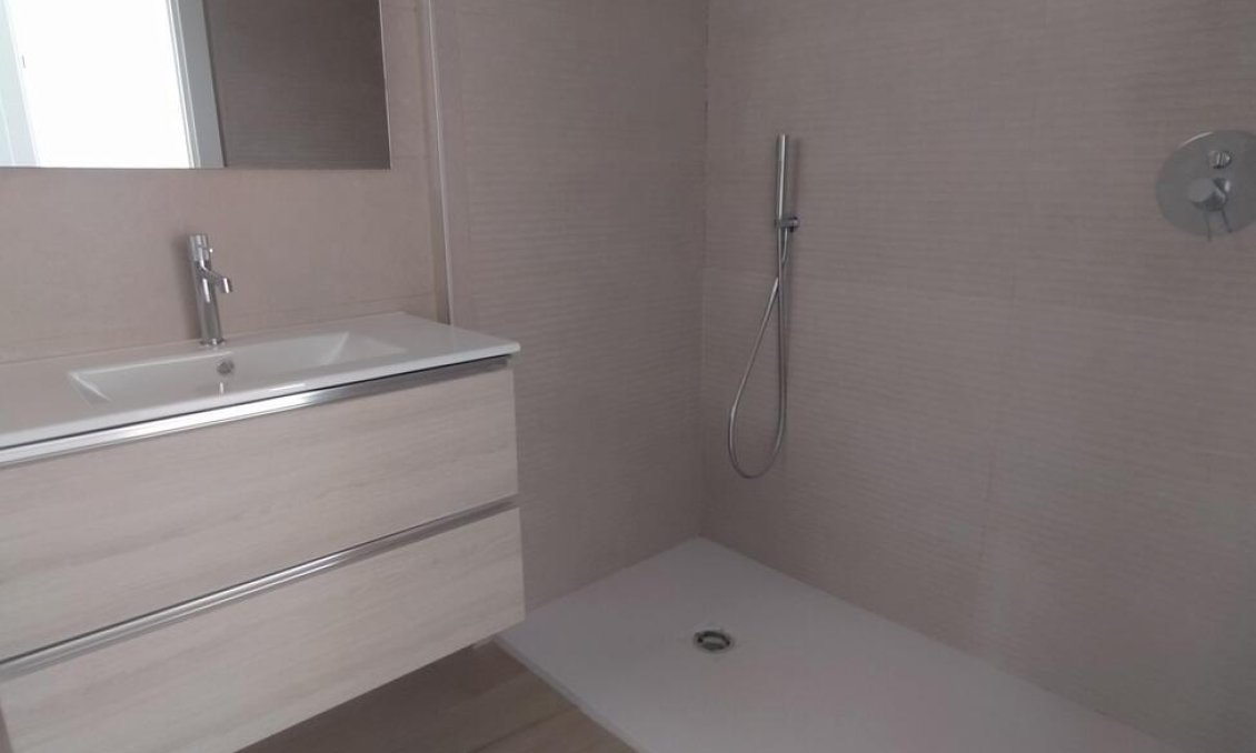 Resale - Villa Penthouse -
Torrevieja - Aguas Nuevas