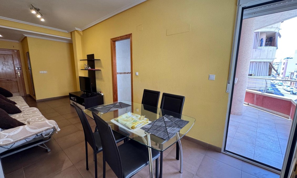 Resale - Apartment -
Torrevieja - Costa Blanca