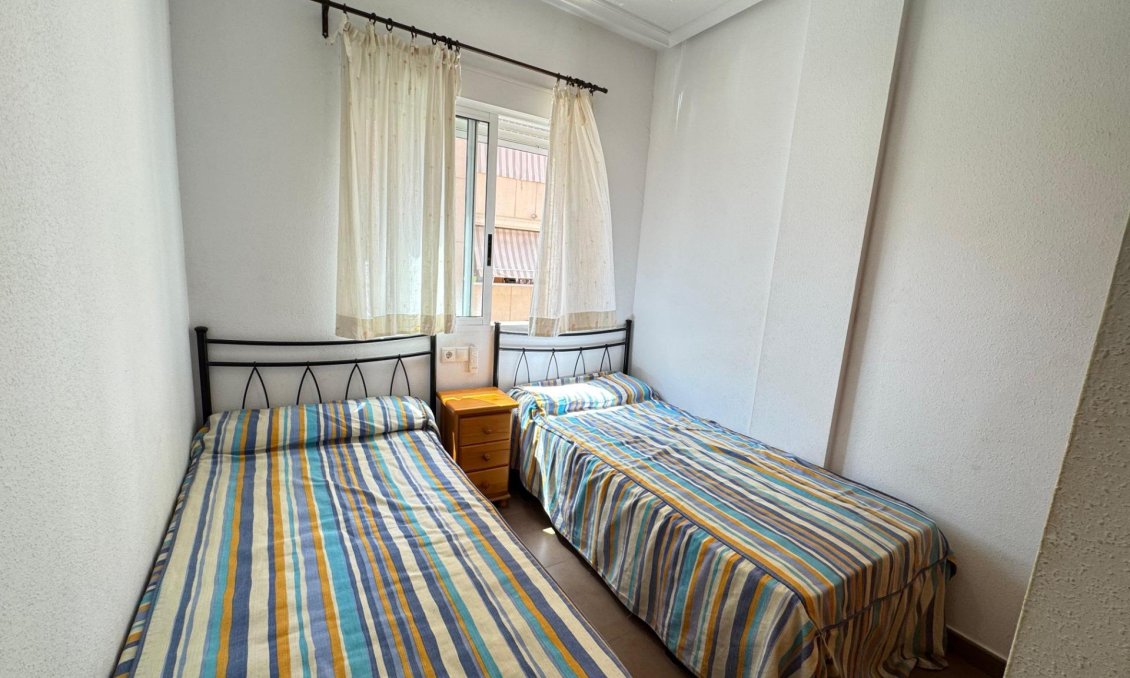 Resale - Apartment -
Torrevieja - Costa Blanca