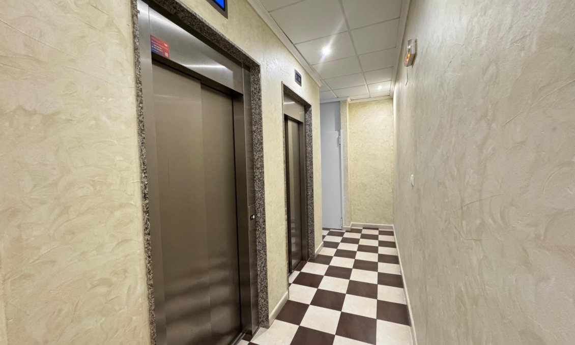 Resale - Apartment -
Torrevieja - Costa Blanca