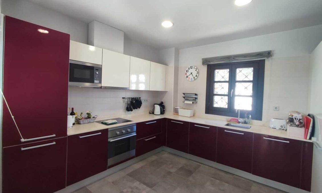 Resale - Villa -
Peraleja Golf - Inland
