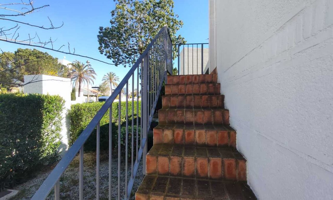 Resale - Villa -
Peraleja Golf - Inland