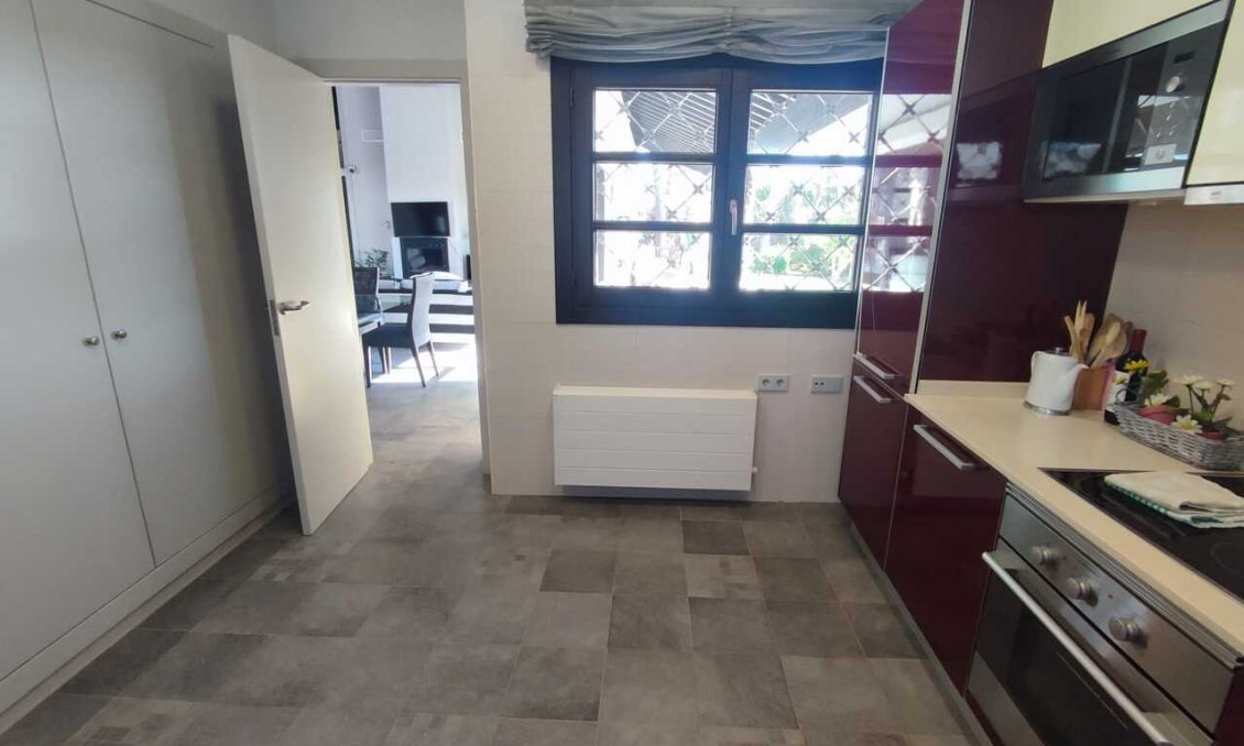 Resale - Villa -
Peraleja Golf - Inland
