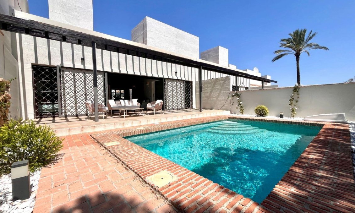 Neue Gebäude - Town House -
Sucina - Peraleja Golf