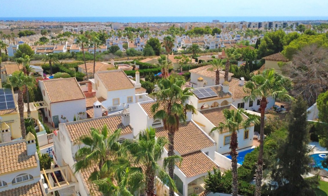 Használt Ingatlanok - Villa -
Orihuela Costa - Costa Blanca