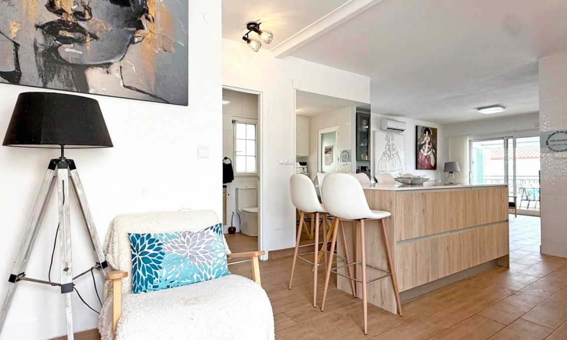 Használt Ingatlanok - Villa -
Orihuela Costa - Costa Blanca