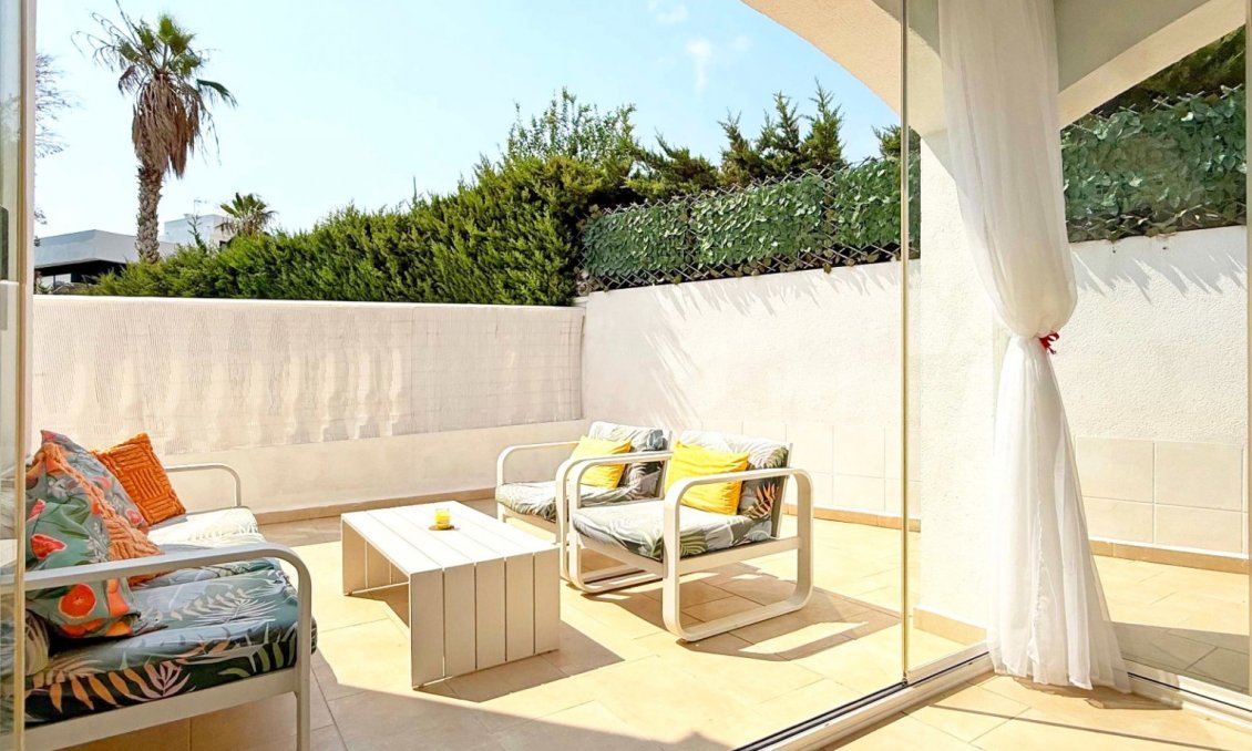 Használt Ingatlanok - Villa -
Orihuela Costa - Costa Blanca