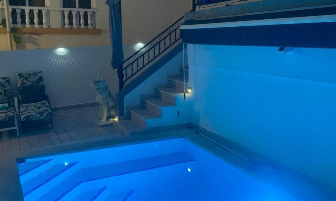Használt Ingatlanok - Villa -
Orihuela Costa - Costa Blanca