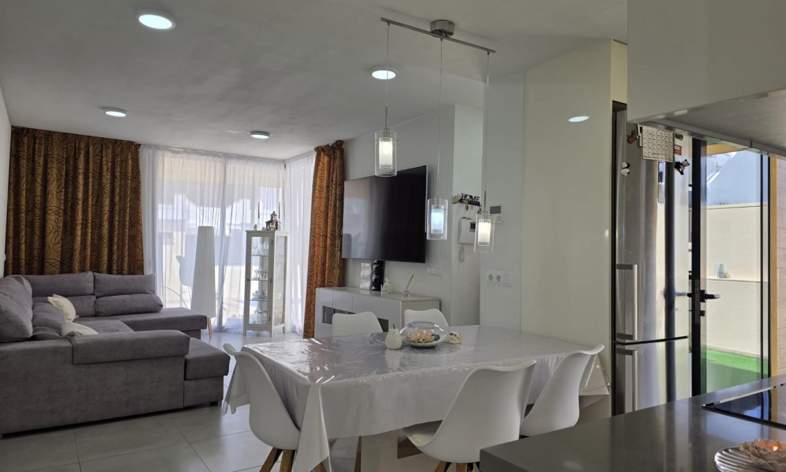 Wiederverkauf - Semi Detached -
San Pedro del Pinatar - Villa Alegría