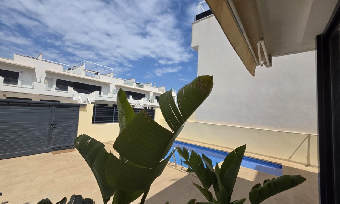 Wiederverkauf - Semi Detached -
San Pedro del Pinatar - Villa Alegría