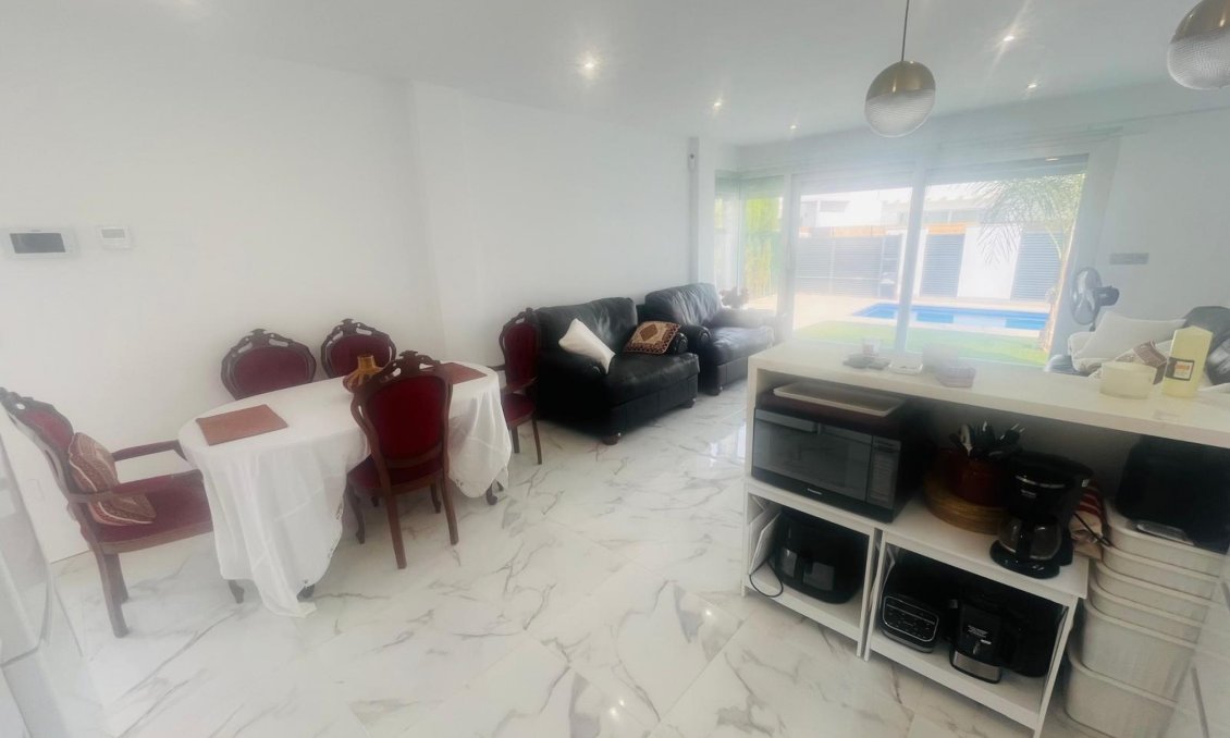 Resale - Villa -
Los Alcazares - Costa Calida