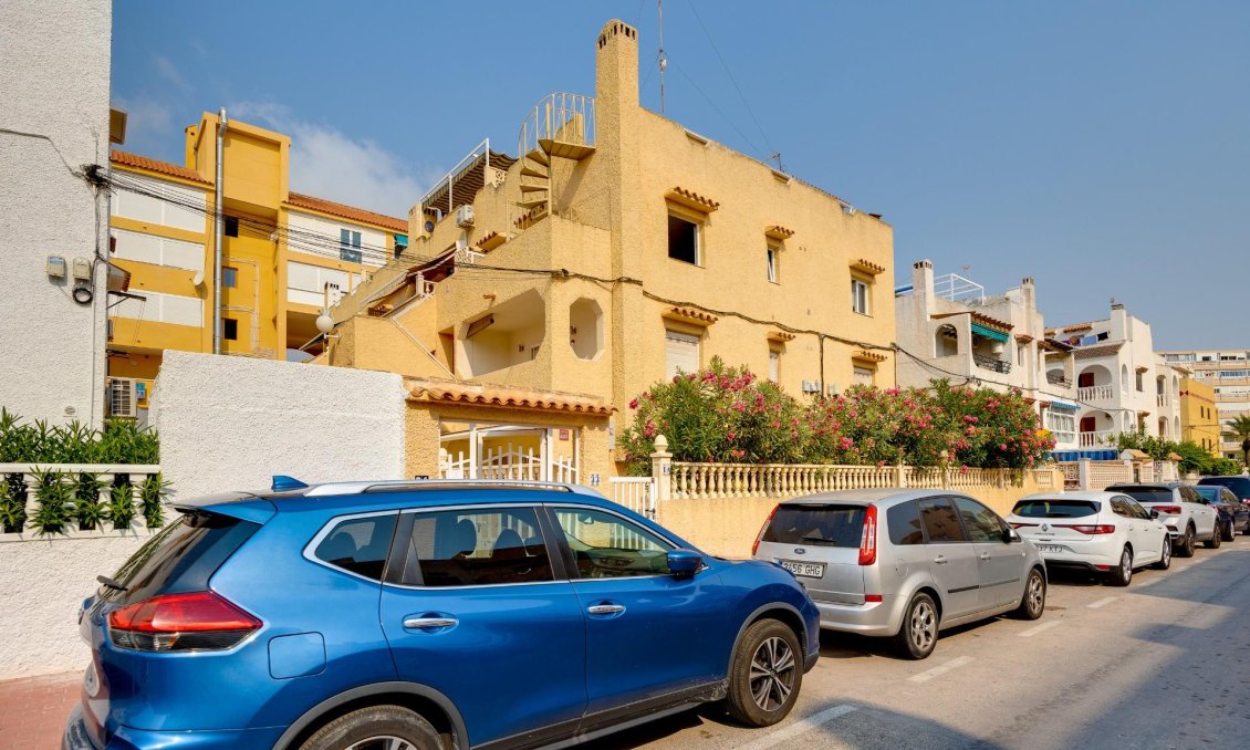 Resale - Apartment -
Torrevieja - La Mata