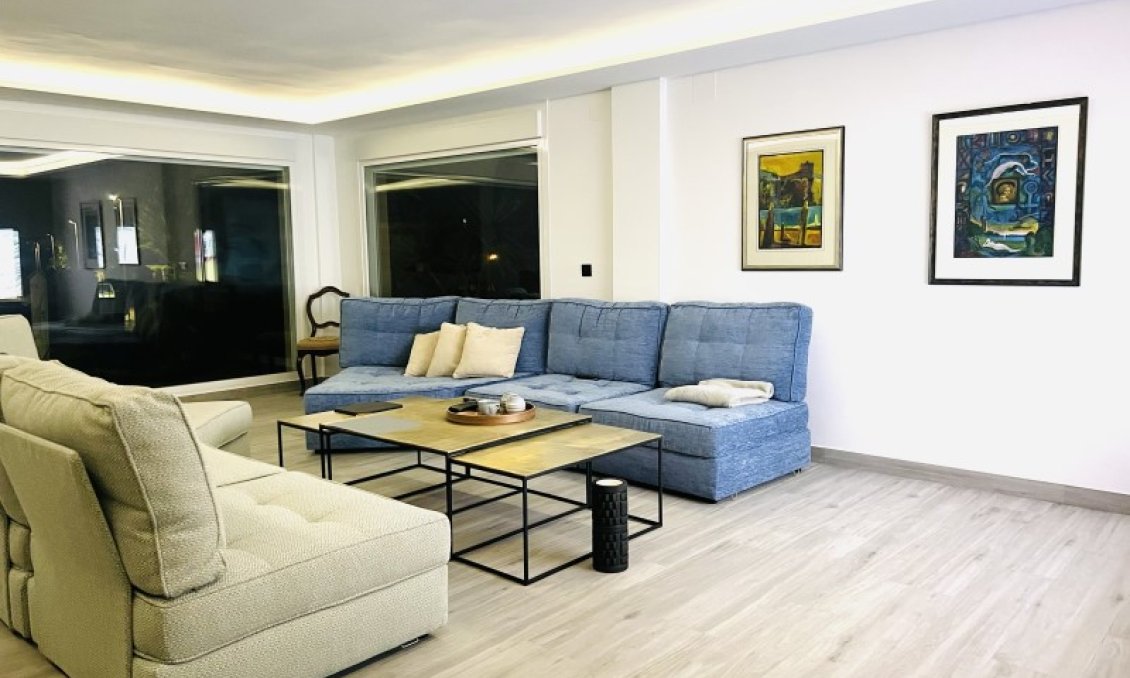 Használt Ingatlanok - Villa -
Alfas del Pí - Costa Blanca