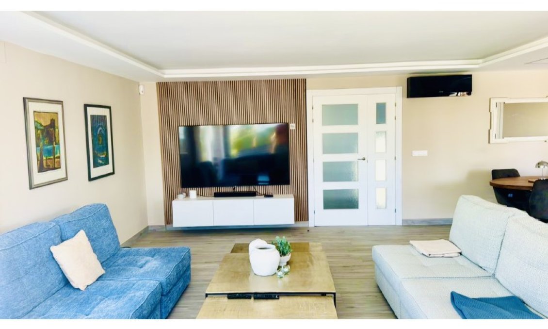 Használt Ingatlanok - Villa -
Alfas del Pí - Costa Blanca