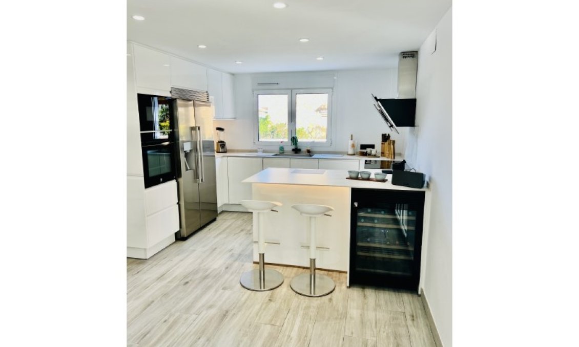 Használt Ingatlanok - Villa -
Alfas del Pí - Costa Blanca