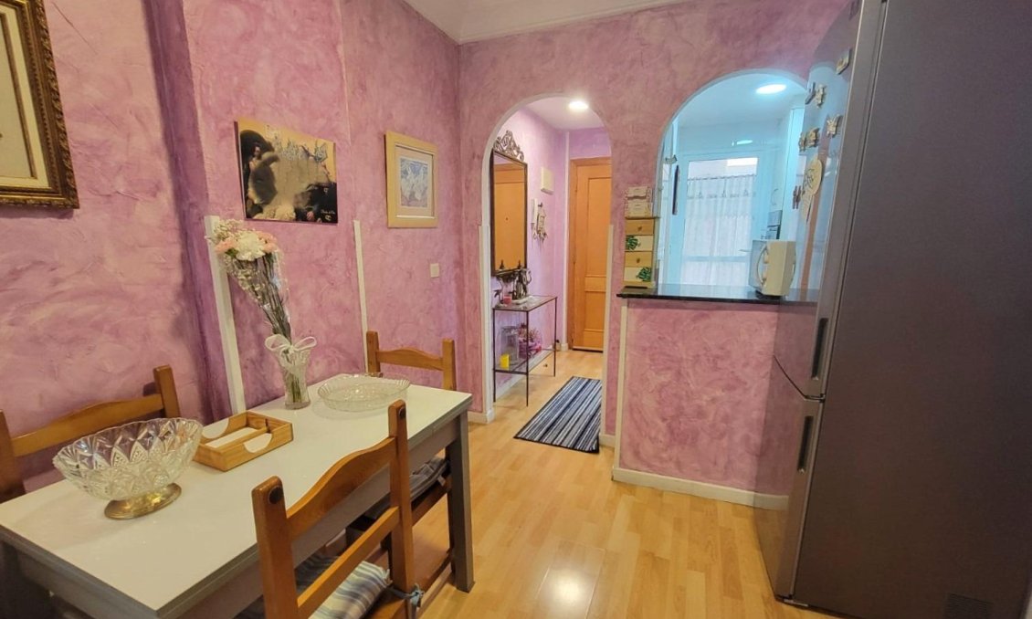 Resale - Apartment -
Torrevieja - Playa del Cura