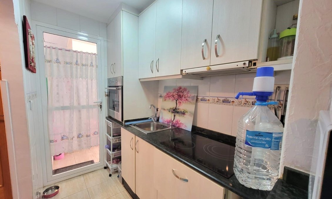 Resale - Apartment -
Torrevieja - Playa del Cura