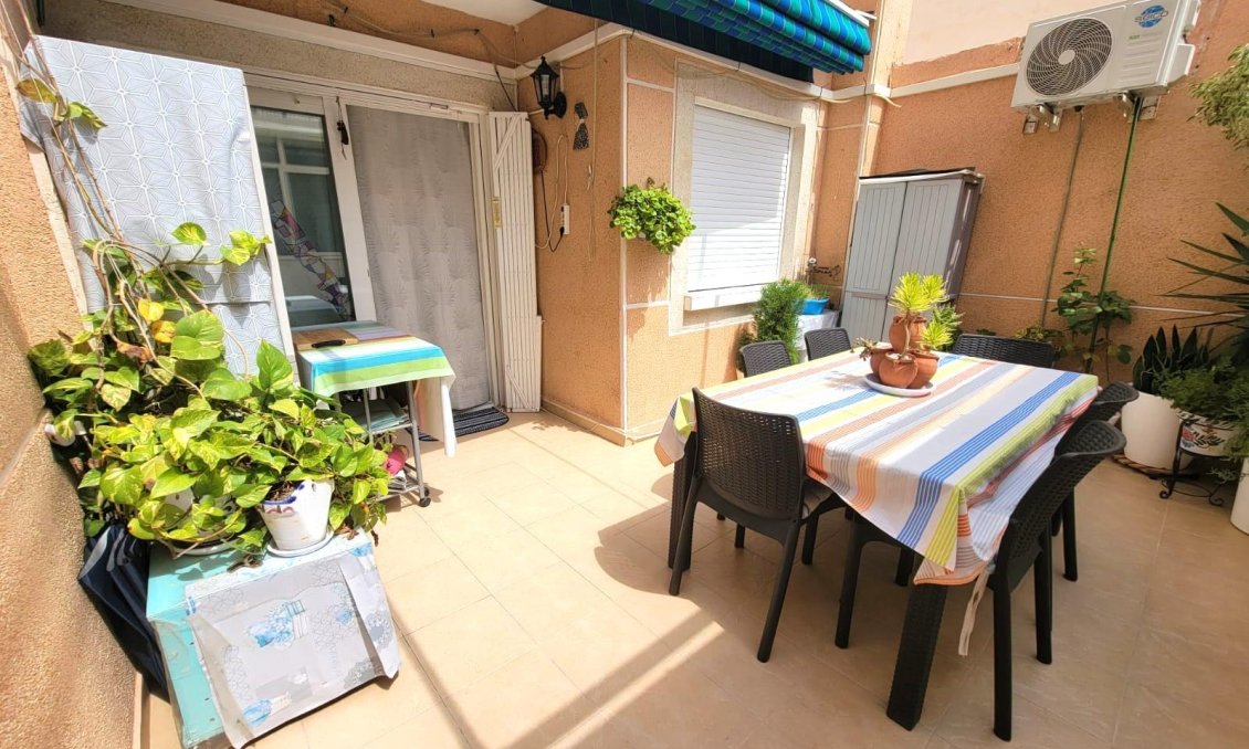 Resale - Apartment -
Torrevieja - Playa del Cura