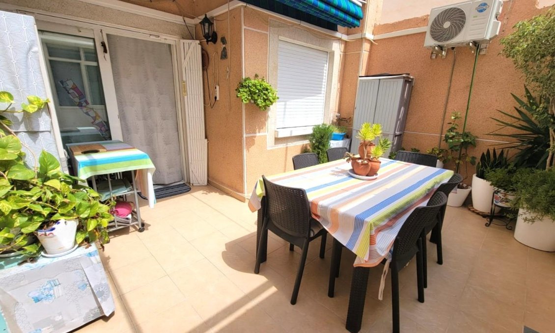 Resale - Apartment -
Torrevieja - Playa del Cura
