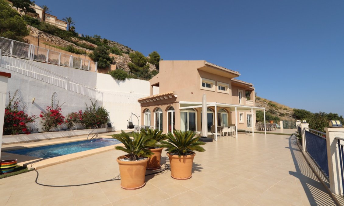 Wiederverkauf - Villa -
Altea - Costa Blanca