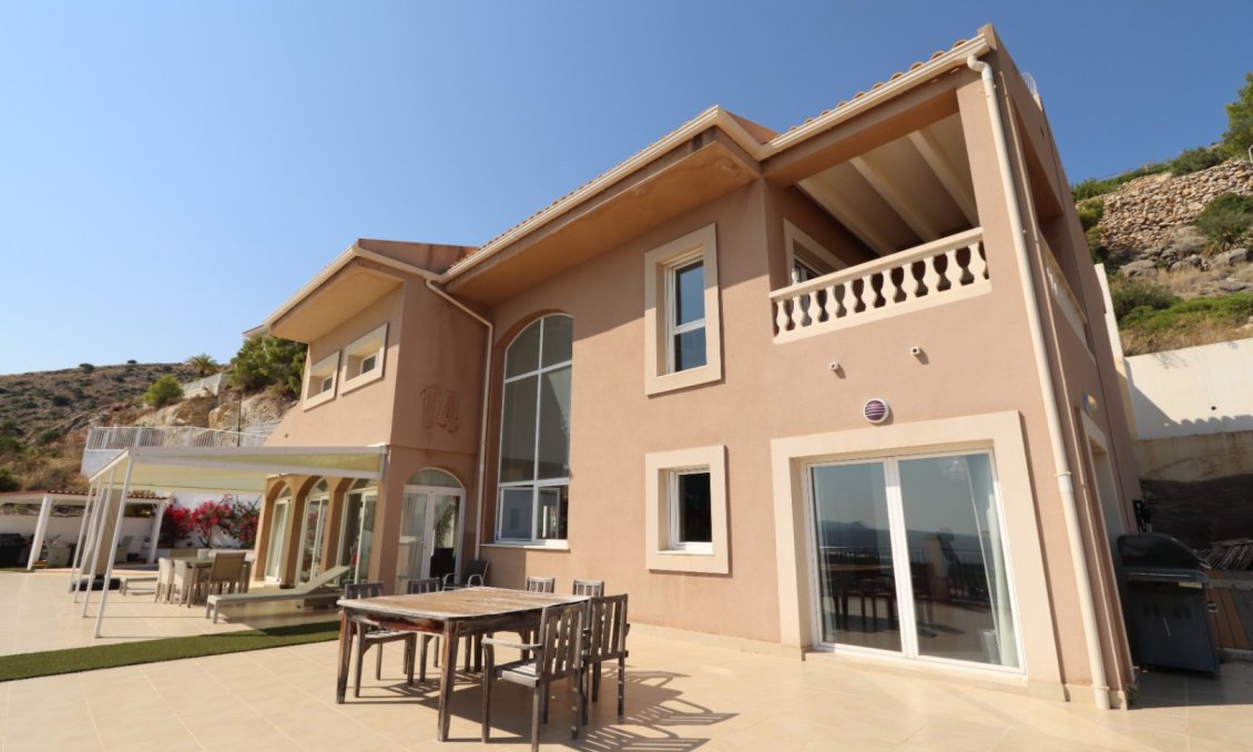 Wiederverkauf - Villa -
Altea - Costa Blanca