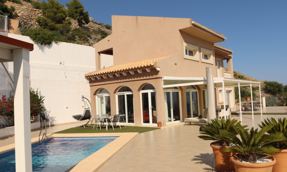 Wiederverkauf - Villa -
Altea - Costa Blanca