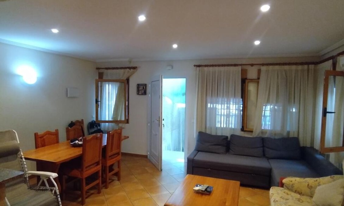 Resale - Apartment -
Torrevieja - La Mata