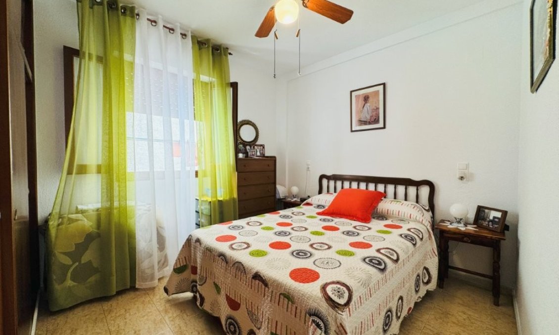 Wiederverkauf - Wohnung -
La Mata - Costa Blanca