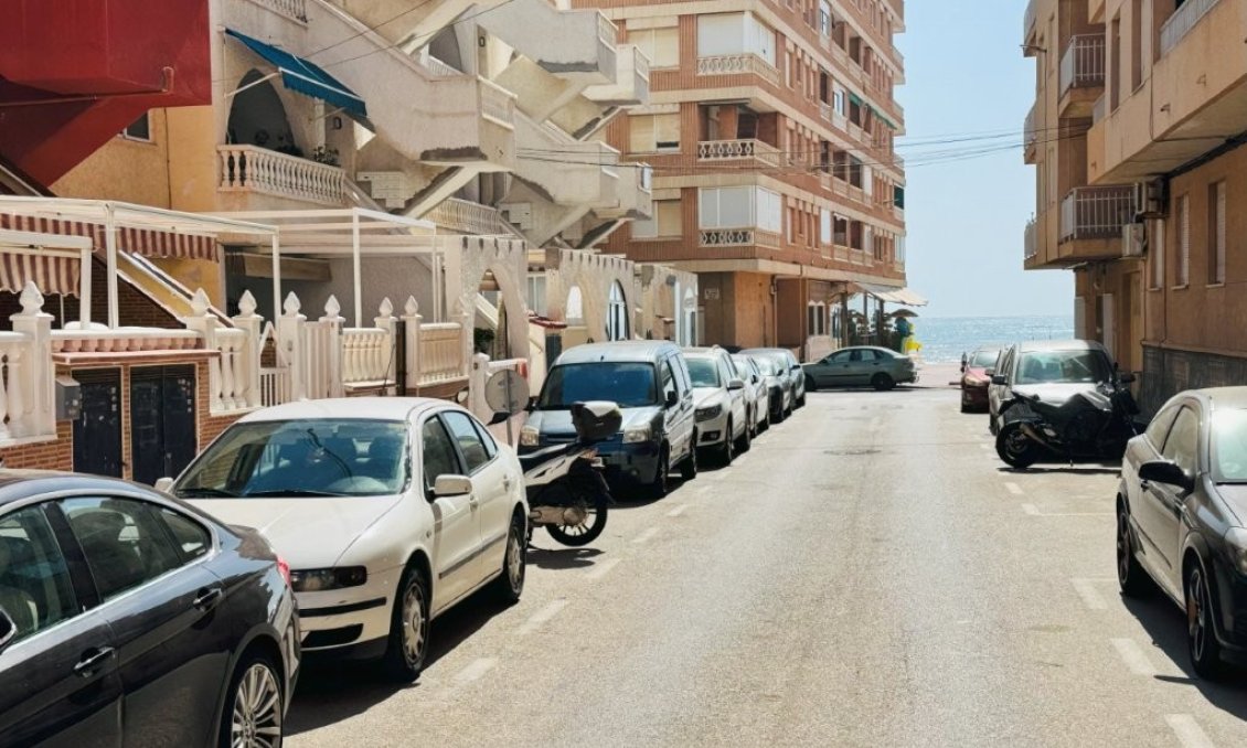 Wiederverkauf - Wohnung -
La Mata - Costa Blanca