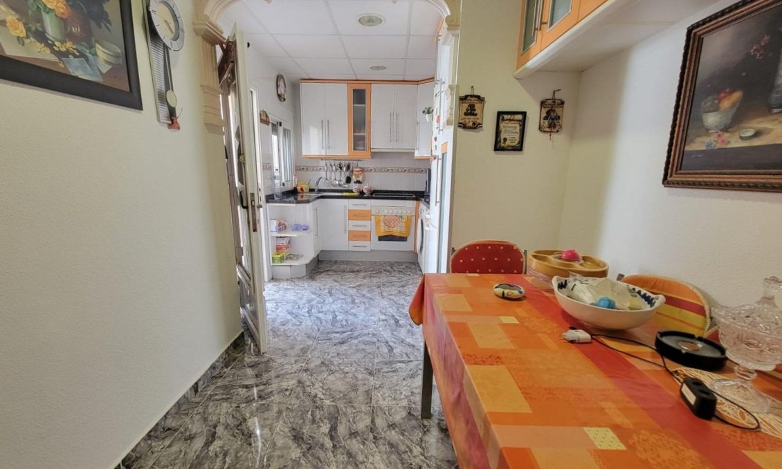 Resale - Bungalow -
Torrevieja - Los Frutales