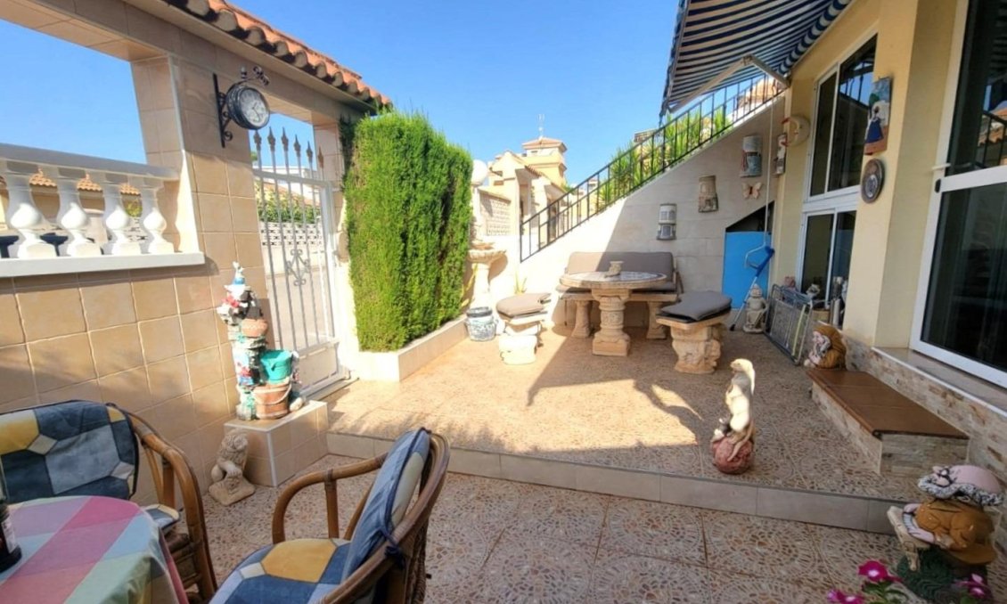 Resale - Bungalow -
Torrevieja - Los Frutales