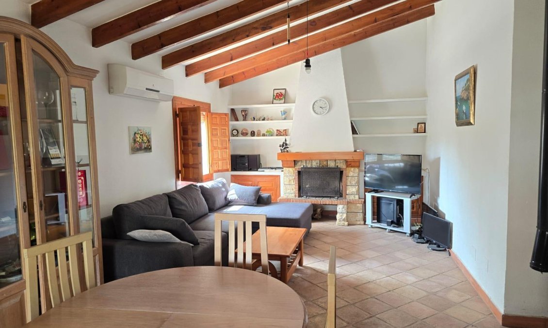 Resale - Villa -
Orihuela Costa - Cabo Roig