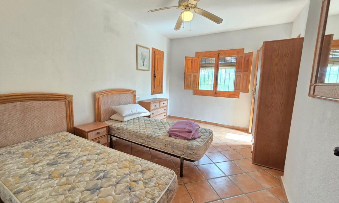 Resale - Villa -
Orihuela Costa - Cabo Roig