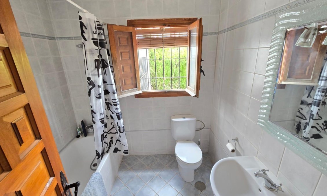 Resale - Villa -
Orihuela Costa - Cabo Roig